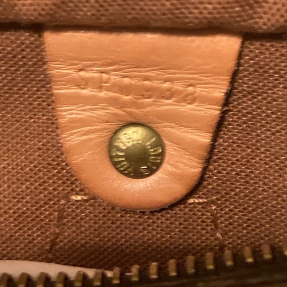 LOUIS VUITTON SPEEDY 30 HANDBAG - Picture 11 of 12